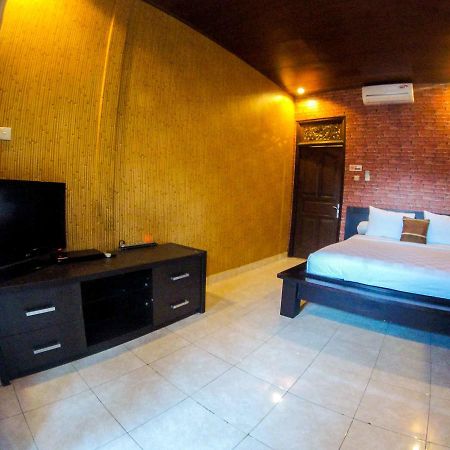 Leyeh Leyeh Homestay Canggu Екстериор снимка