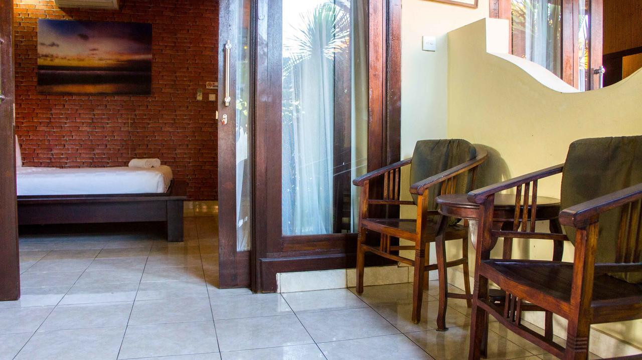 Leyeh Leyeh Homestay Canggu Екстериор снимка